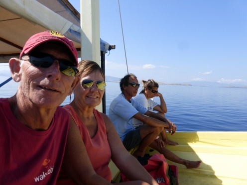 Brian & Sandie enjoy diving with Uber Dive along with Vincint & Dominique from Dream Weaver